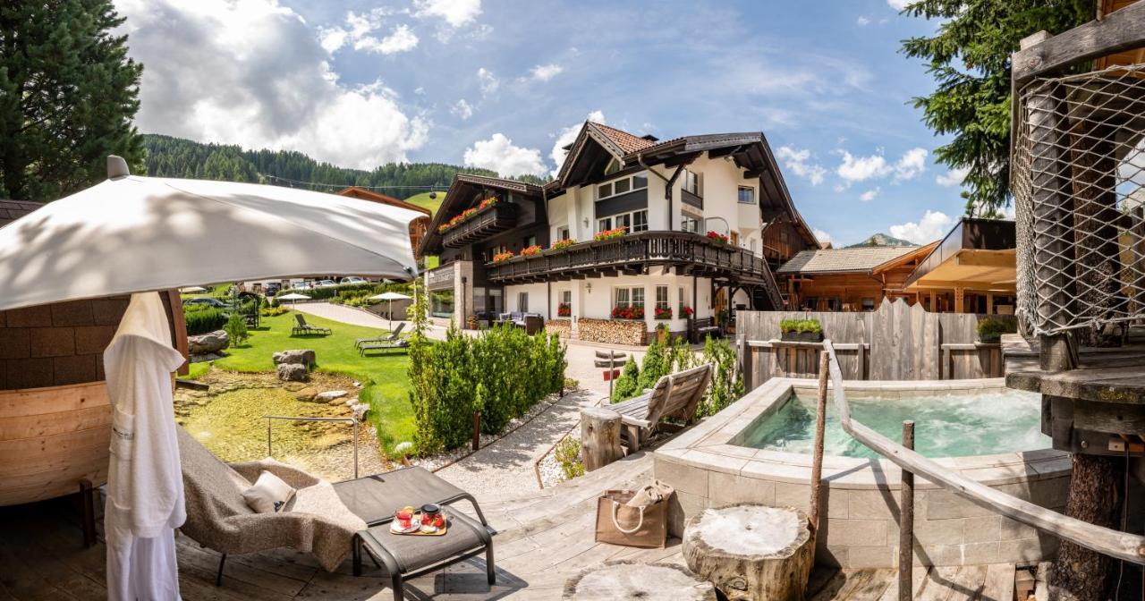 Chalet Elisabeth Dolomites Alpin & Charme 호텔 셀바디발가르디나 외부 사진