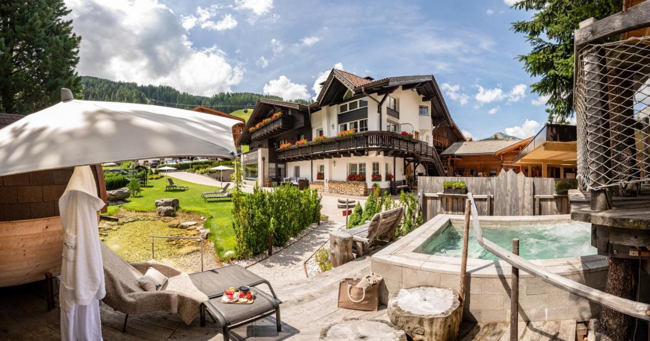 Chalet Elisabeth Dolomites Alpin & Charme 셀바디발가르디나 외부 사진