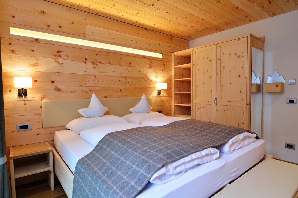 Chalet Elisabeth Dolomites Alpin & Charme 호텔 셀바디발가르디나 객실 사진