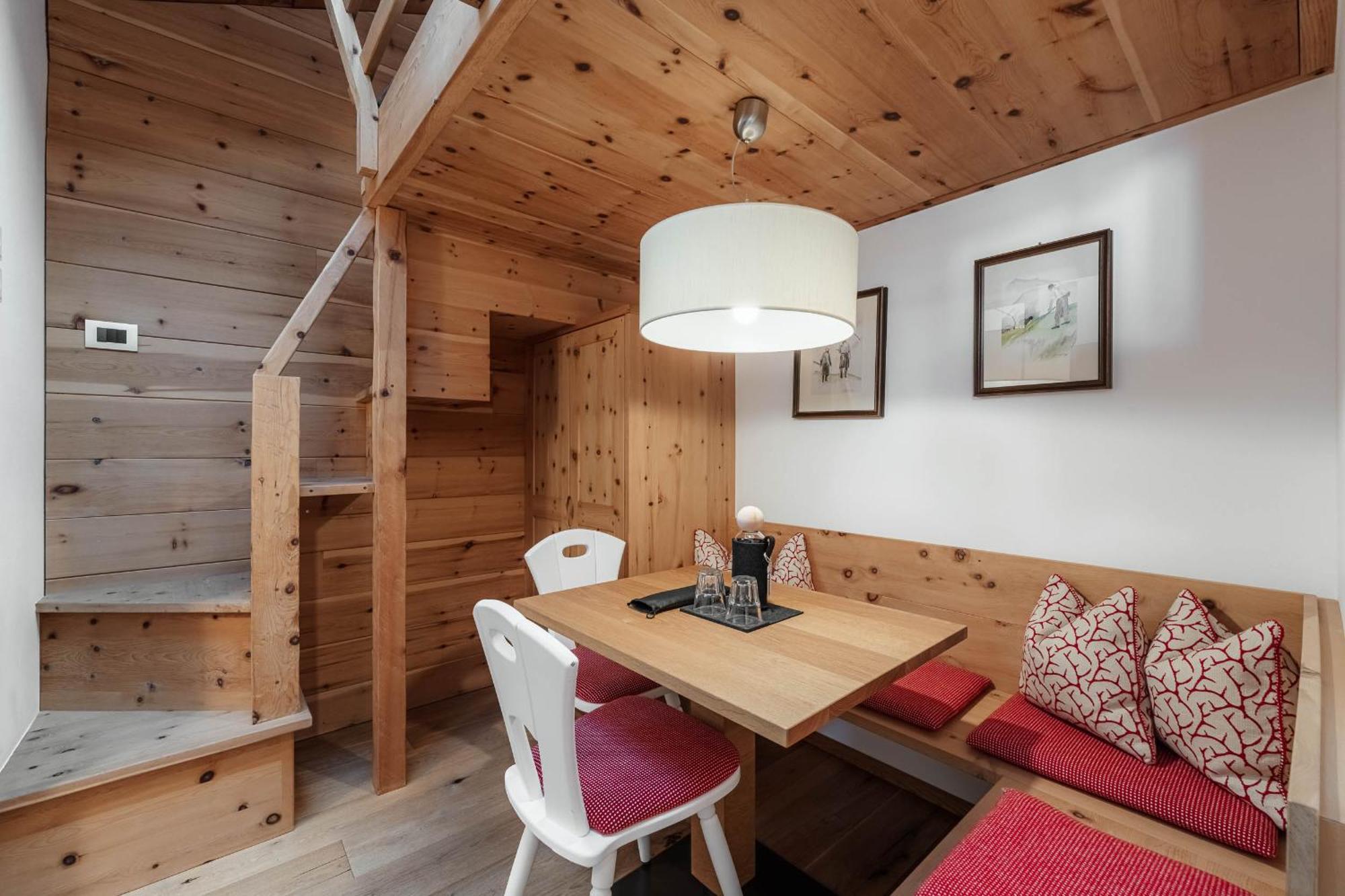 Chalet Elisabeth Dolomites Alpin & Charme 셀바디발가르디나 외부 사진