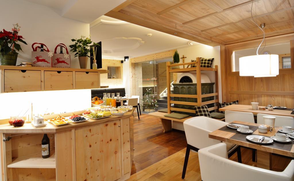 Chalet Elisabeth Dolomites Alpin & Charme 호텔 셀바디발가르디나 외부 사진